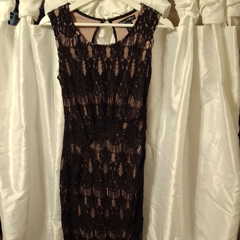 Rachel & Chloe Elegant Black Lace Dress S 💙💙💙💙